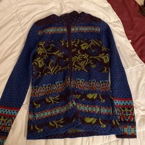 Icelandic wool floral design sweater zip up